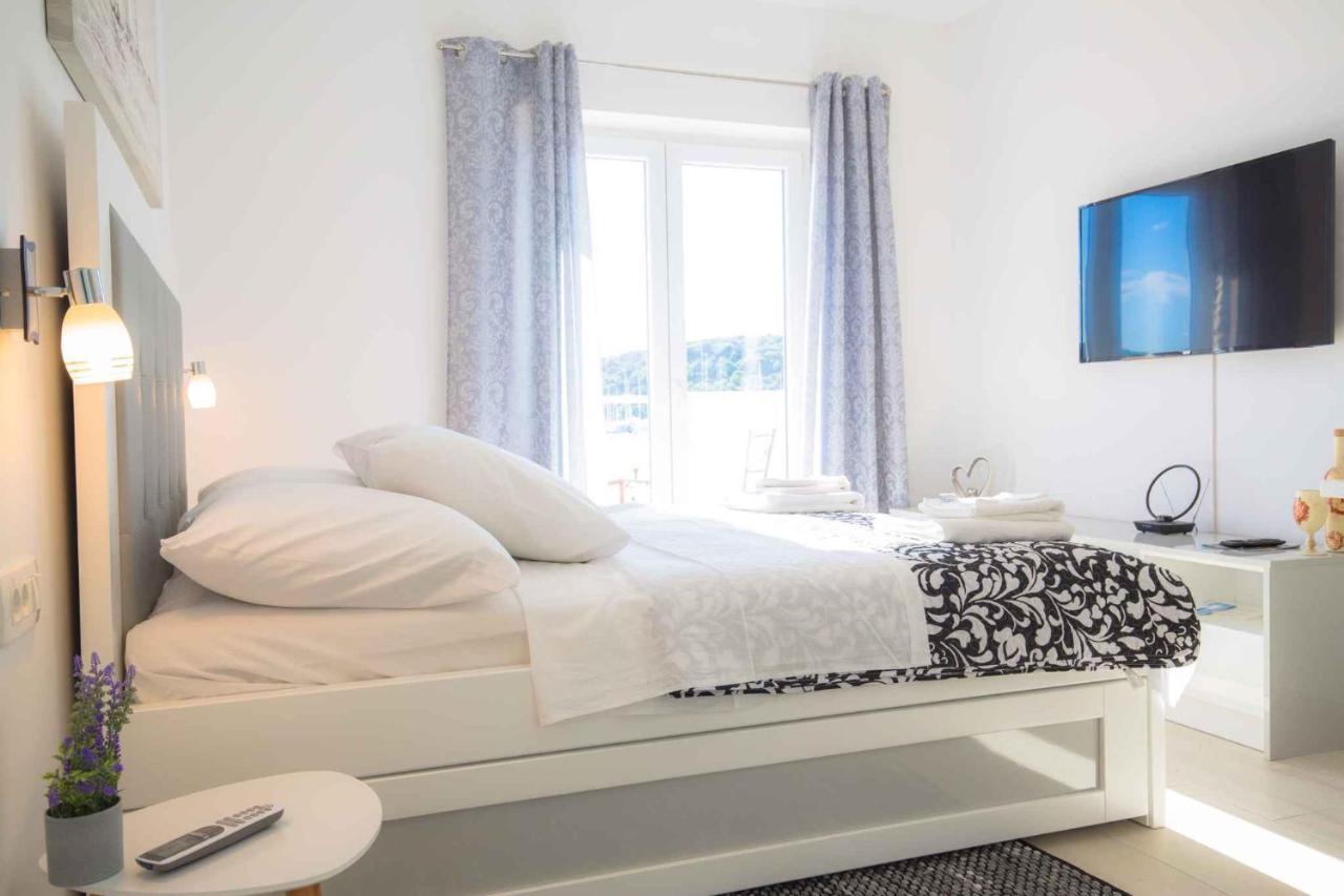 Apartments In Rogoznica 40364 Екстериор снимка