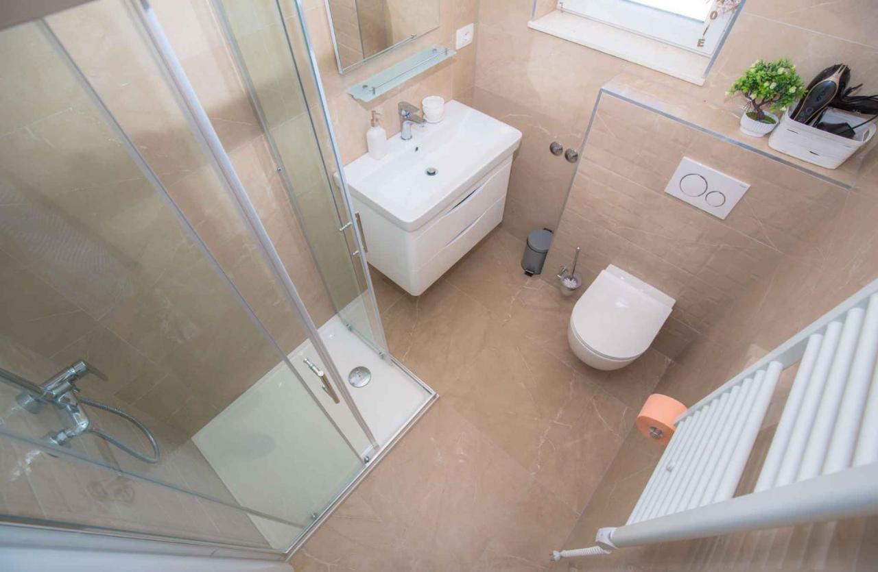 Apartments In Rogoznica 40364 Екстериор снимка
