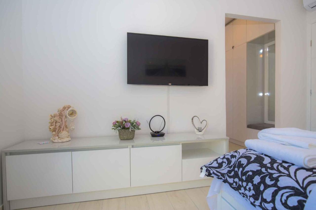 Apartments In Rogoznica 40364 Екстериор снимка