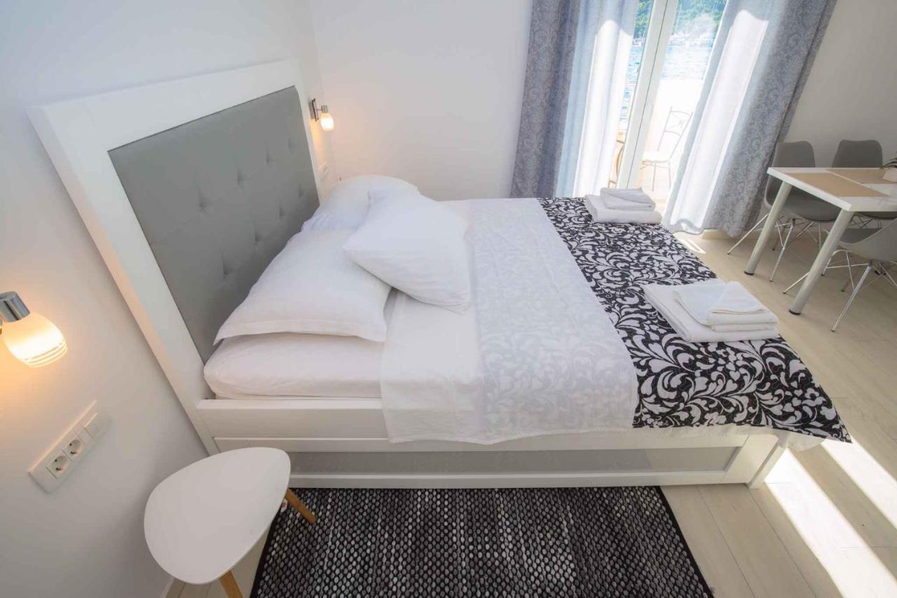 Apartments In Rogoznica 40364 Екстериор снимка